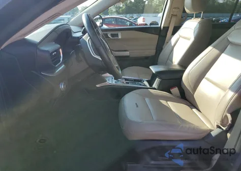 2022 Ford Explorer Xlt z USA, uszkodzony, nr VIN 1FMSK8DH2NGC11549